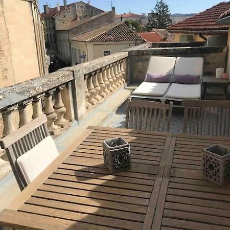 Grand Appartement En Maison De Ville Valréas المظهر الخارجي الصورة