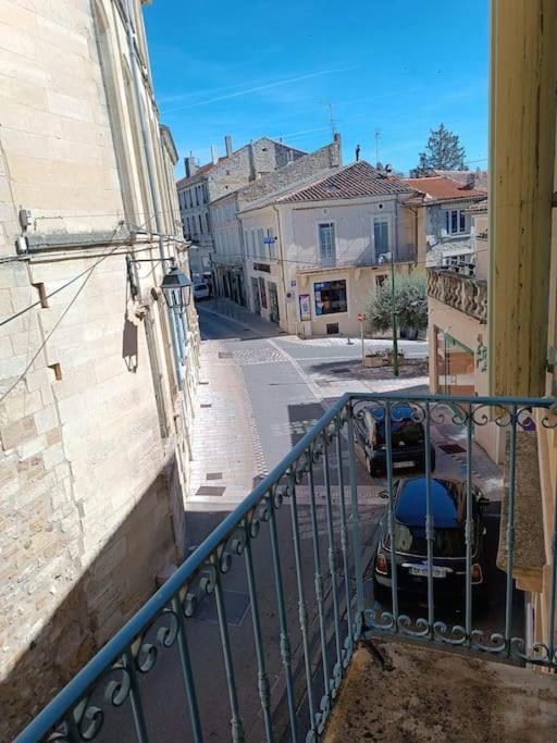 Grand Appartement En Maison De Ville Valréas المظهر الخارجي الصورة