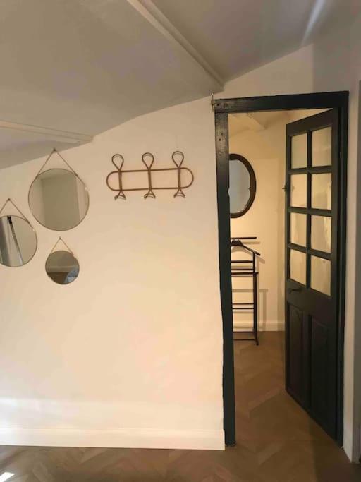 Grand Appartement En Maison De Ville Valréas المظهر الخارجي الصورة